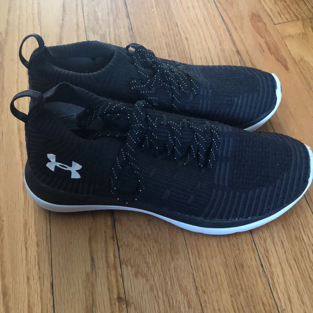 Under armour mesh sneaker